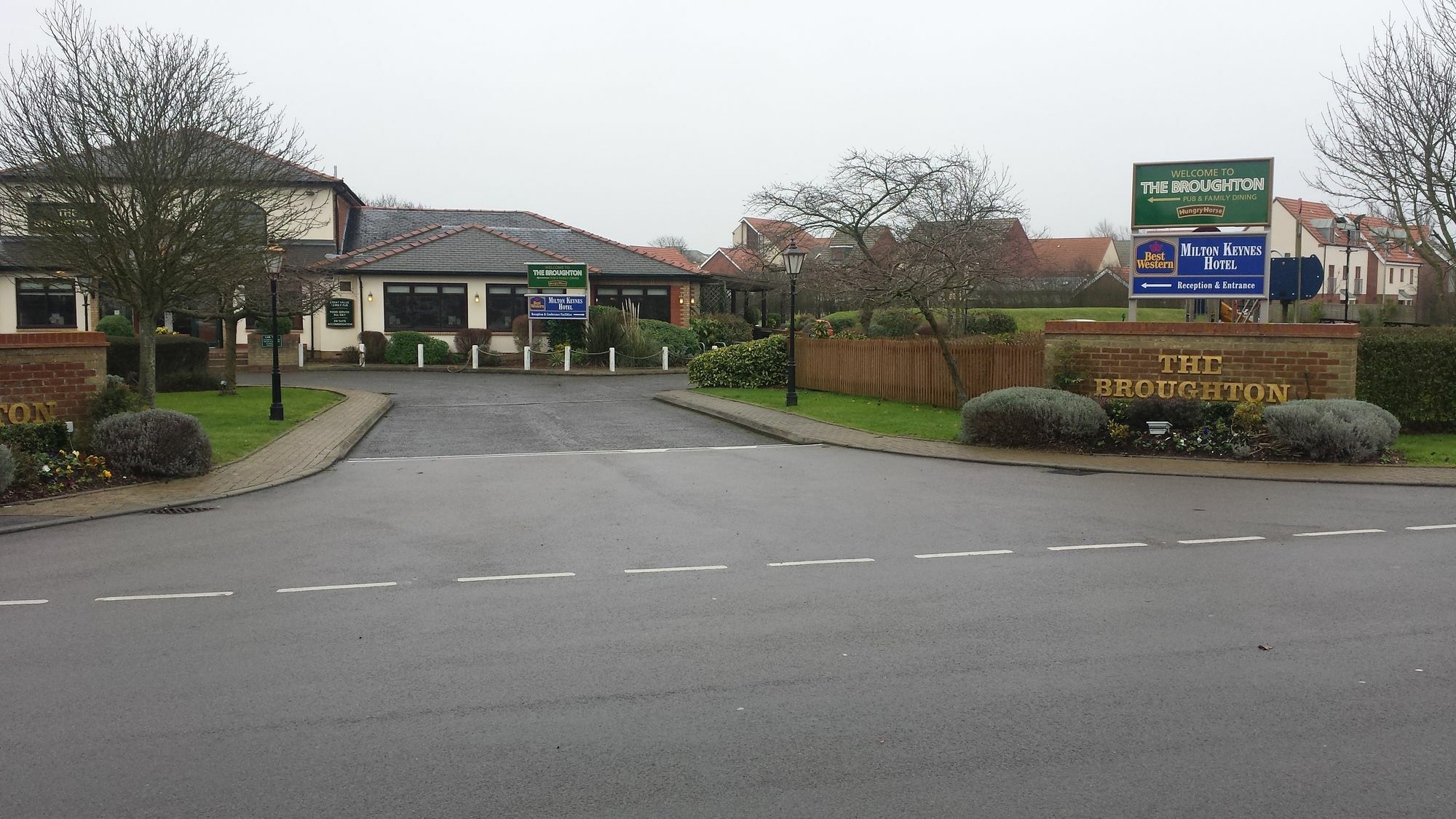 The Broughton Hotel By Greene King Inns Milton Keynes Exterior photo